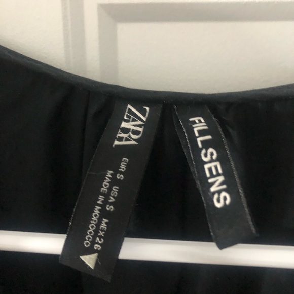 Robe noire - Picture 2 of 3